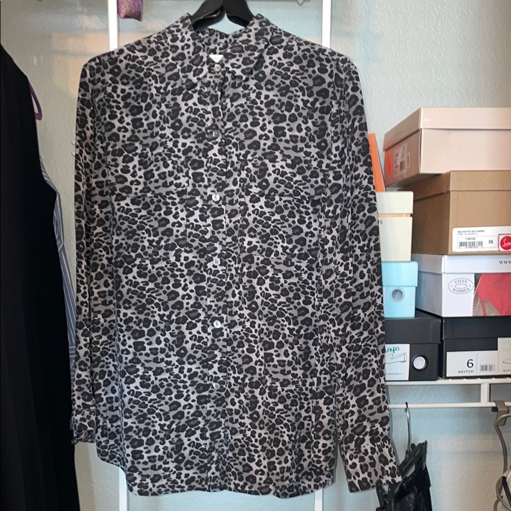 Equipment Leopard Print Silk Button-Up Blouse Size Medium